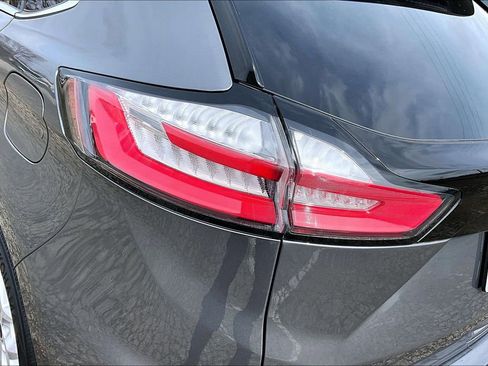 Certified 2022 Ford Edge SEL w/ Convenience Package image 30