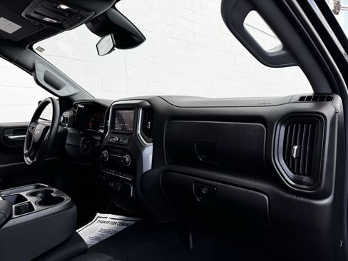 Used 2023 Chevrolet Silverado 1500 Custom image 15