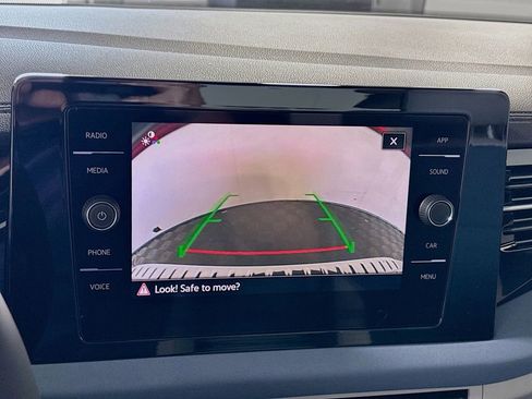 New 2025 Volkswagen Jetta SE image 16