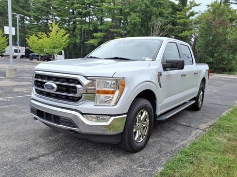Used 2022 Ford F150 XLT w/ Equipment Group 301A Mid AWD/4WD image 4