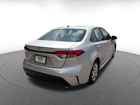 Used 2025 Toyota Corolla LE FWD image 14