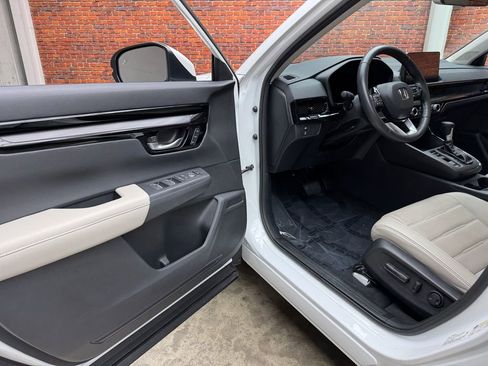 Used 2023 Honda CR-V EX-L image 9