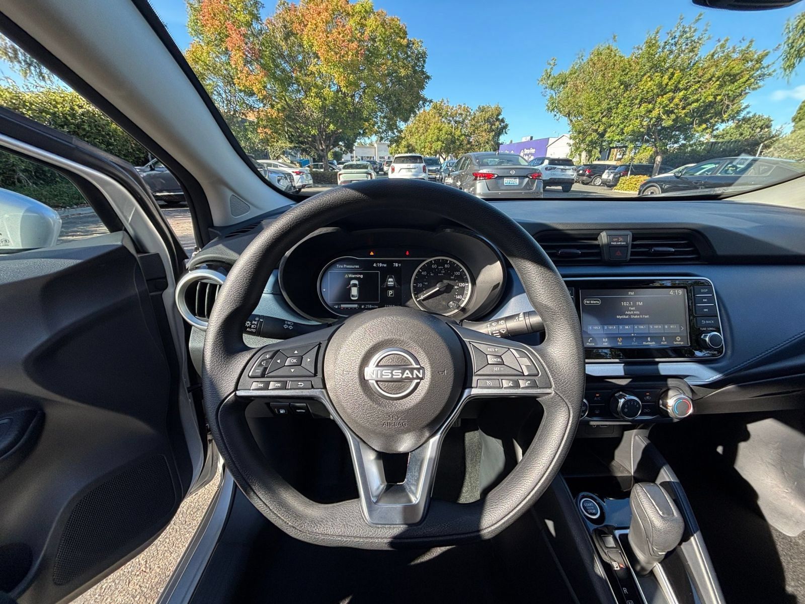 Used 2025 Nissan Versa SV FWD image 31