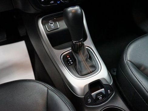 Used 2021 Jeep Compass Latitude image 35