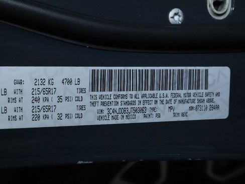 Used 2018 Jeep Compass Trailhawk w/ Cold Weather Group image 19