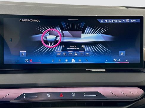 Used 2025 BMW X3 xDrive30i w/ Convenience Package image 15