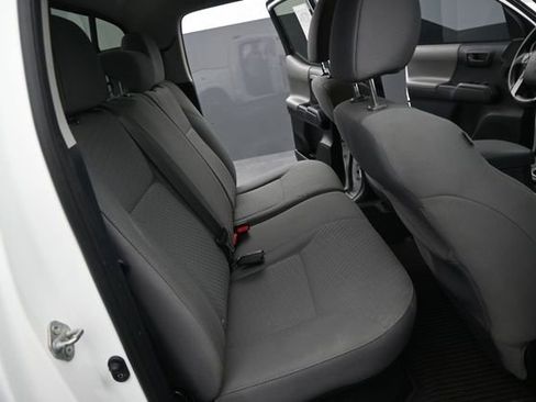 Used 2021 Toyota Tacoma SR AWD/4WD image 17
