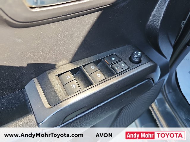 Used 2021 Toyota Tacoma TRD Off-Road AWD/4WD image 12