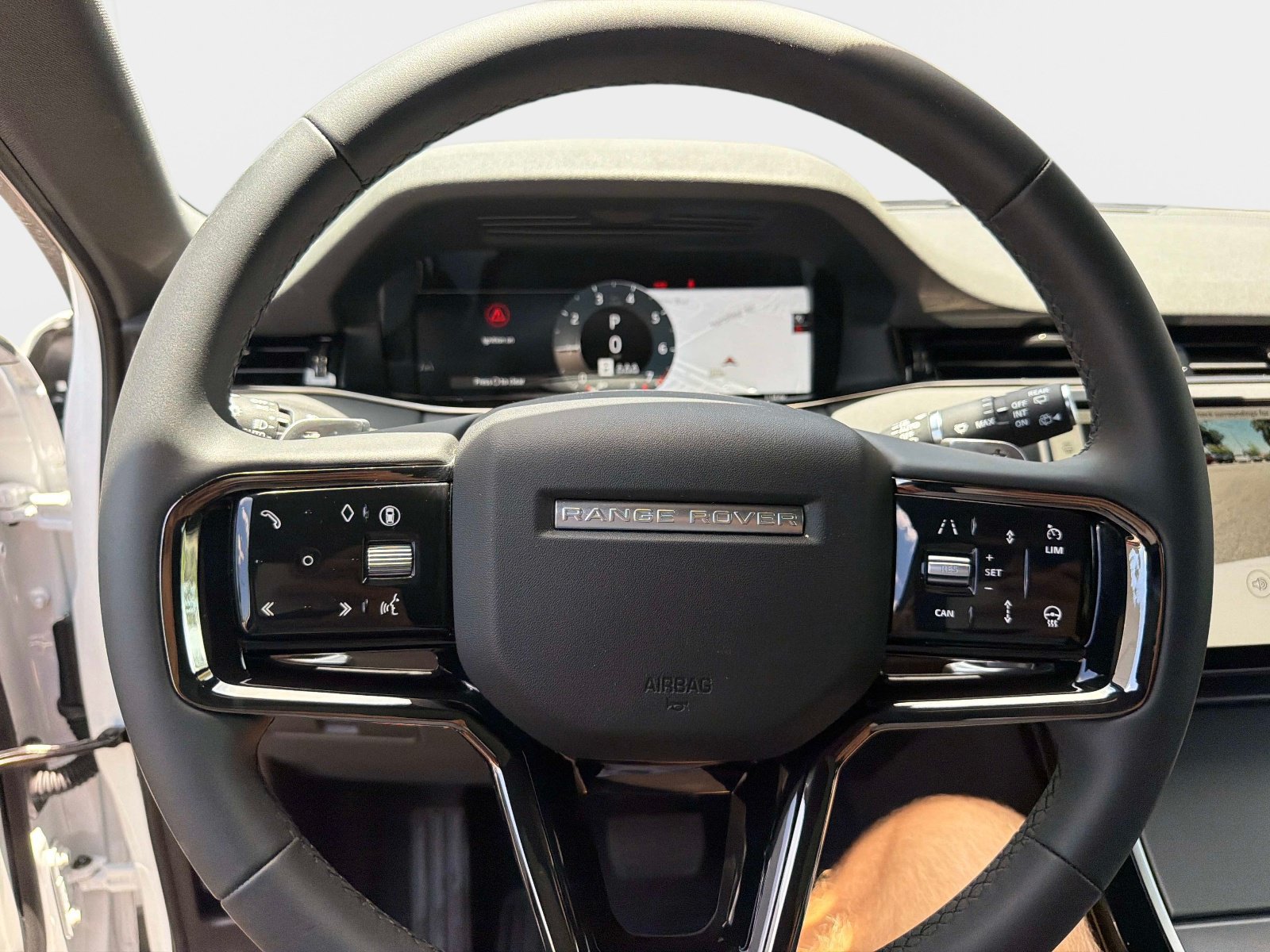 Used 2026 Land Rover Range Rover Evoque S AWD/4WD image 24