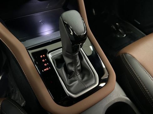 Used 2025 Subaru Forester Touring w/ Protection Package image 27