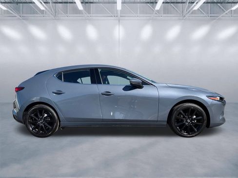 Used 2025 MAZDA MAZDA3 2.5 S Premium Package image 3