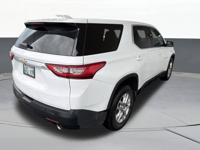 Used 2020 Chevrolet Traverse LS FWD image 2
