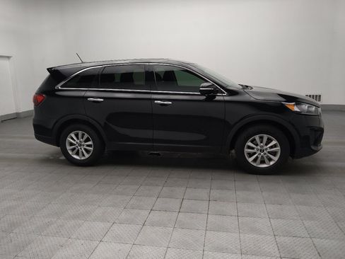 Used 2020 Kia Sorento L FWD image 11