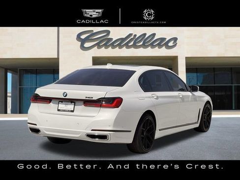 Used 2022 BMW 740i RWD image 3