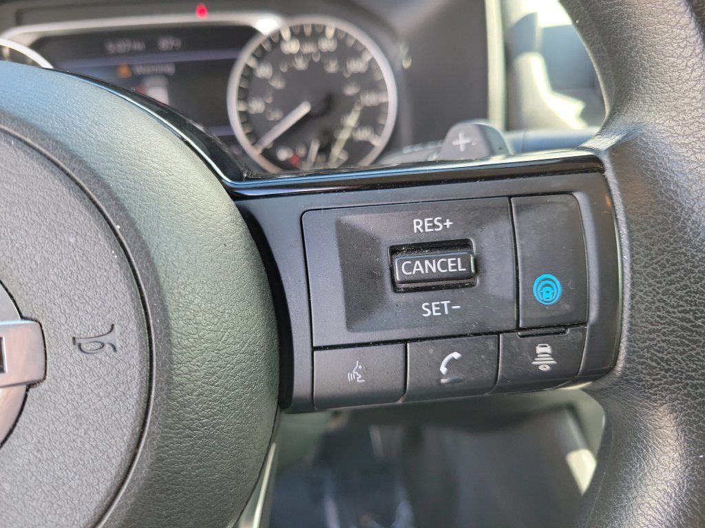 Certified 2021 Nissan Rogue SV FWD image 20