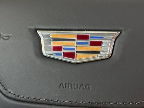Used 2025 Cadillac Escalade Sport Platinum AWD/4WD image 5