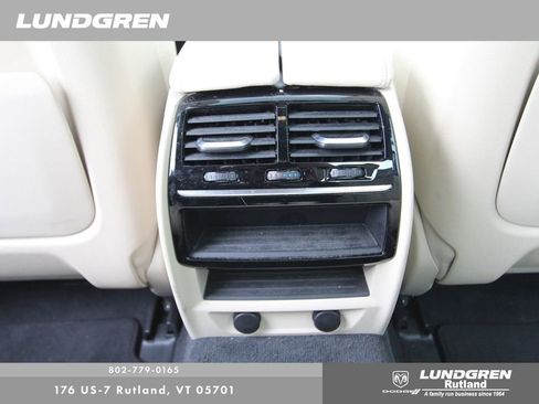 Used 2019 BMW 540i xDrive image 36