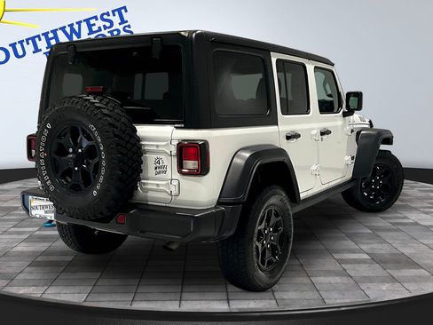 Used 2023 Jeep Wrangler Unlimited w/ Cold Weather Group AWD/4WD image 7