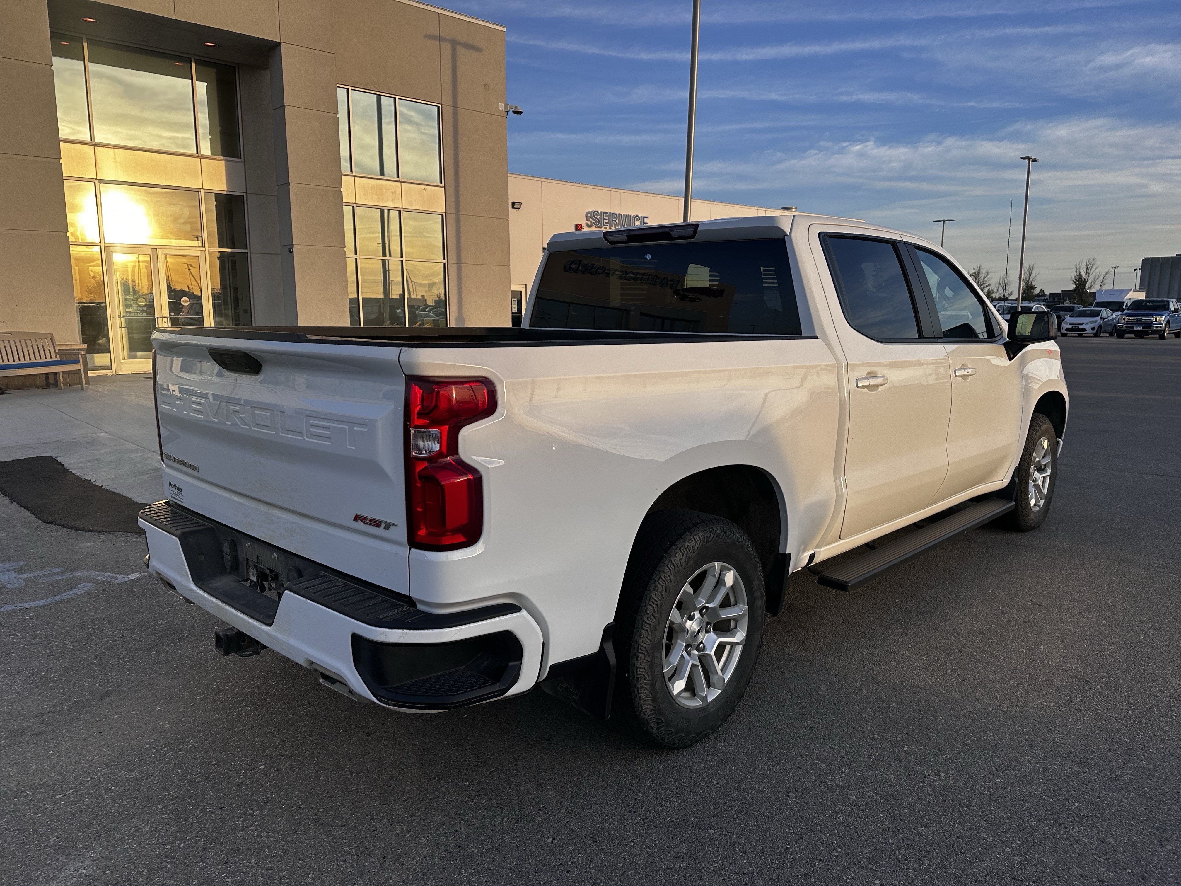 Used 2024 Chevrolet Silverado 1500 RST AWD/4WD image 5