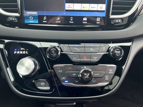 New 2026 Chrysler Voyager LX image 15