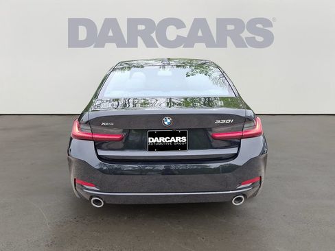 Used 2026 BMW 330i xDrive Sedan w/ Premium Package AWD/4WD image 5