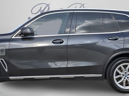 Used 2023 BMW X5 xDrive45e AWD/4WD image 33