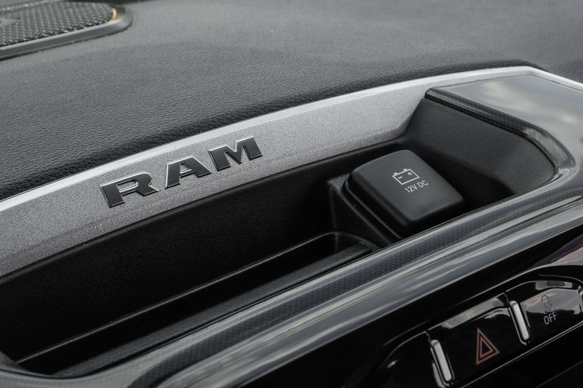 Used 2021 RAM 3500 Laramie AWD/4WD image 31