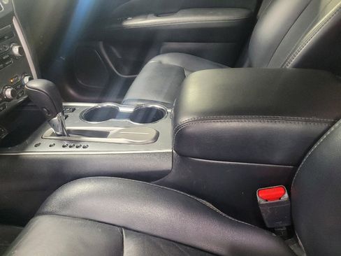 Used 2019 Nissan Pathfinder SL w/ Cargo Package image 26