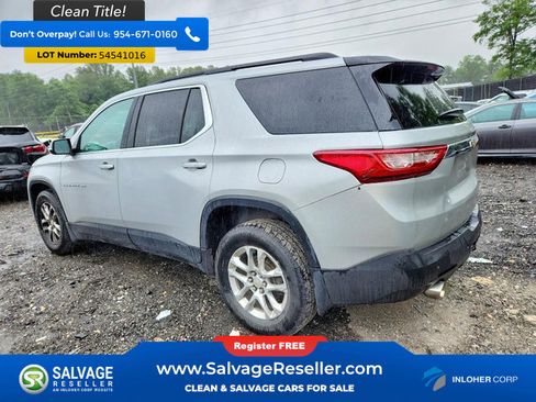 Used 2020 Chevrolet Traverse LT AWD/4WD image 3