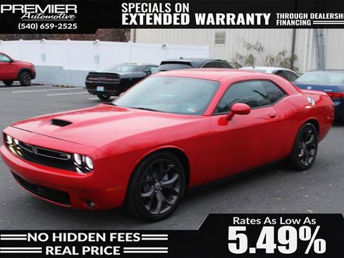 Used 2019 Dodge Challenger GT image 1