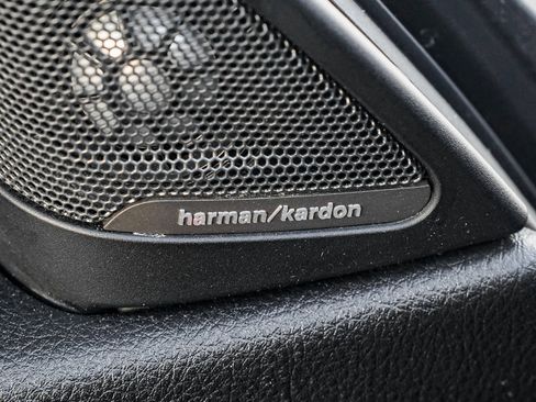 Used 2017 BMW M4 Coupe image 11