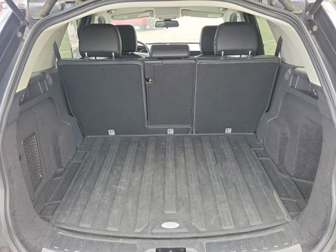 Used 2017 Land Rover Discovery Sport SE image 10