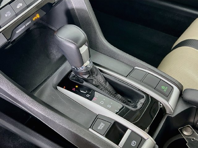 Used 2017 Honda Civic EX-L image 17