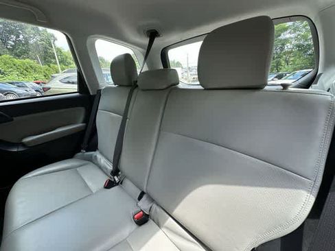 Used 2014 Subaru Forester 2.5i w/ Popular Package #2 AWD/4WD image 13