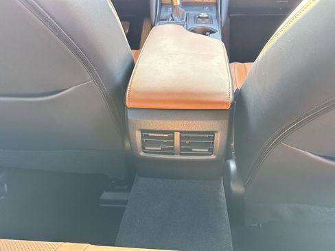 Used 2024 Lexus IS 350 F Sport RWD image 18