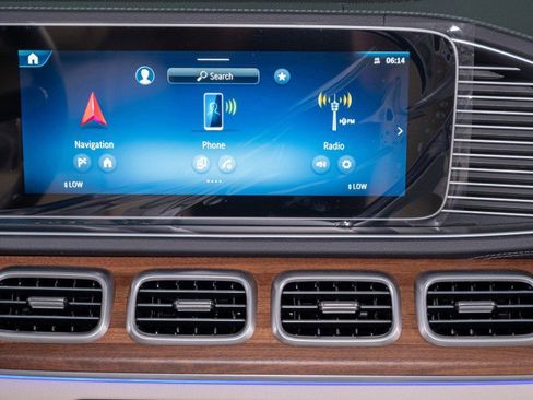 New 2026 Mercedes-Benz GLS 450 4MATIC image 19