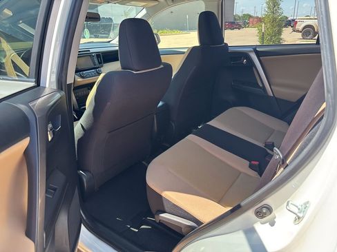 Used 2016 Toyota RAV4 XLE FWD image 8