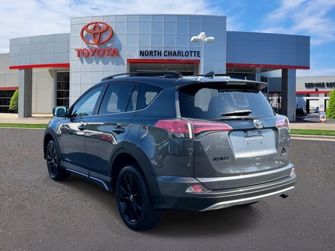 Used 2018 Toyota RAV4 Adventure AWD/4WD image 4