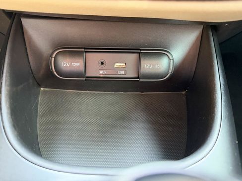 Used 2016 Kia Soul FWD image 33