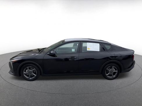 Used 2025 Kia K4 FWD image 9