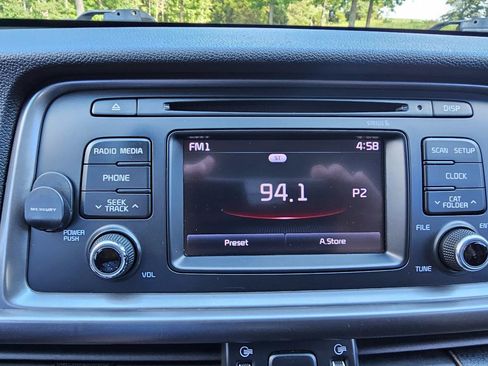 Used 2016 Kia Optima LX FWD image 35