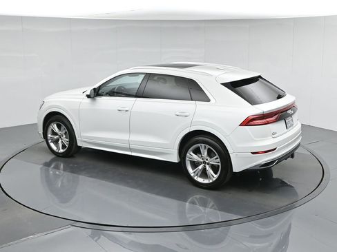 Used 2023 Audi Q8 Premium Plus image 43