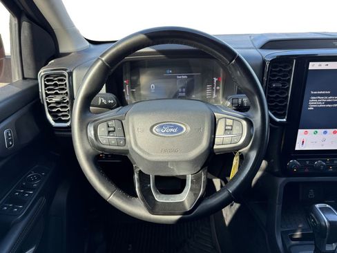 Used 2024 Ford Ranger XLT w/ Trailer Tow Package image 12