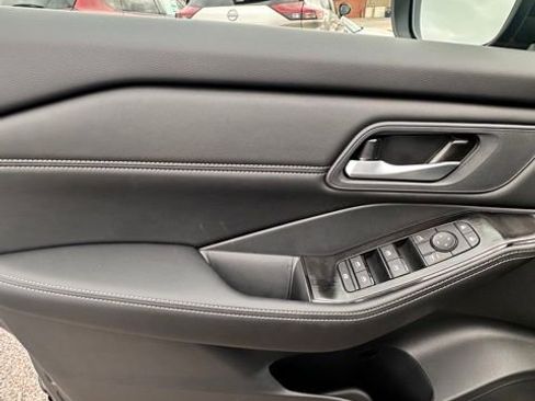 New 2026 Nissan Rogue SV image 21