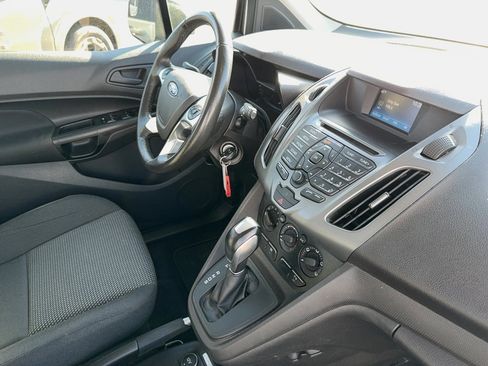 Used 2017 Ford Transit Connect XL image 8