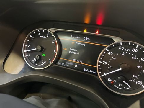 Used 2025 Nissan Rogue SV FWD image 19