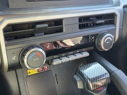 Used 2024 Toyota Tacoma TRD Off-Road image 7