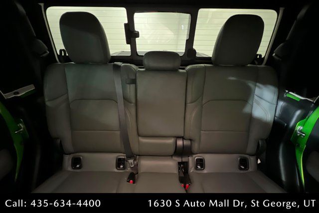 Used 2025 Jeep Gladiator Mojave AWD/4WD image 24