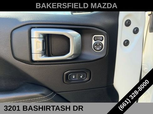 Used 2021 Jeep Gladiator Overland w/ Popular Equipment Package AWD/4WD image 20