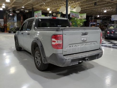 Used 2022 Ford Maverick XLT image 10